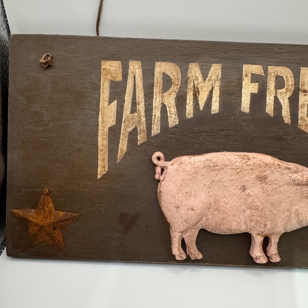 Farm Fresh Pig Rustic Farmhouse Wall Sign - Picture 2 of 4